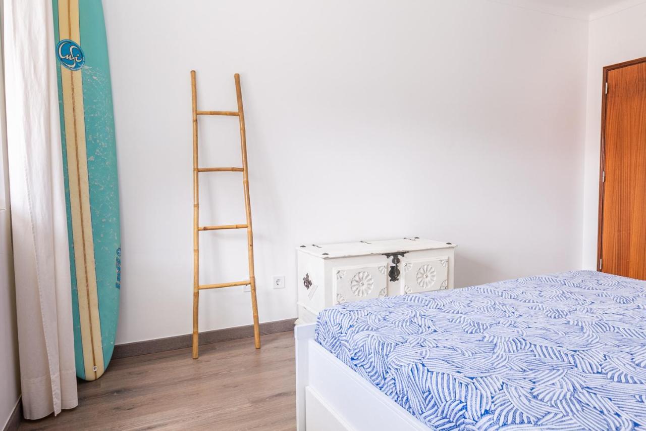 1 Bedroom Beach Apartment With Balcony 2 Min Walk To The Beach! Costa de Caparica Luaran gambar